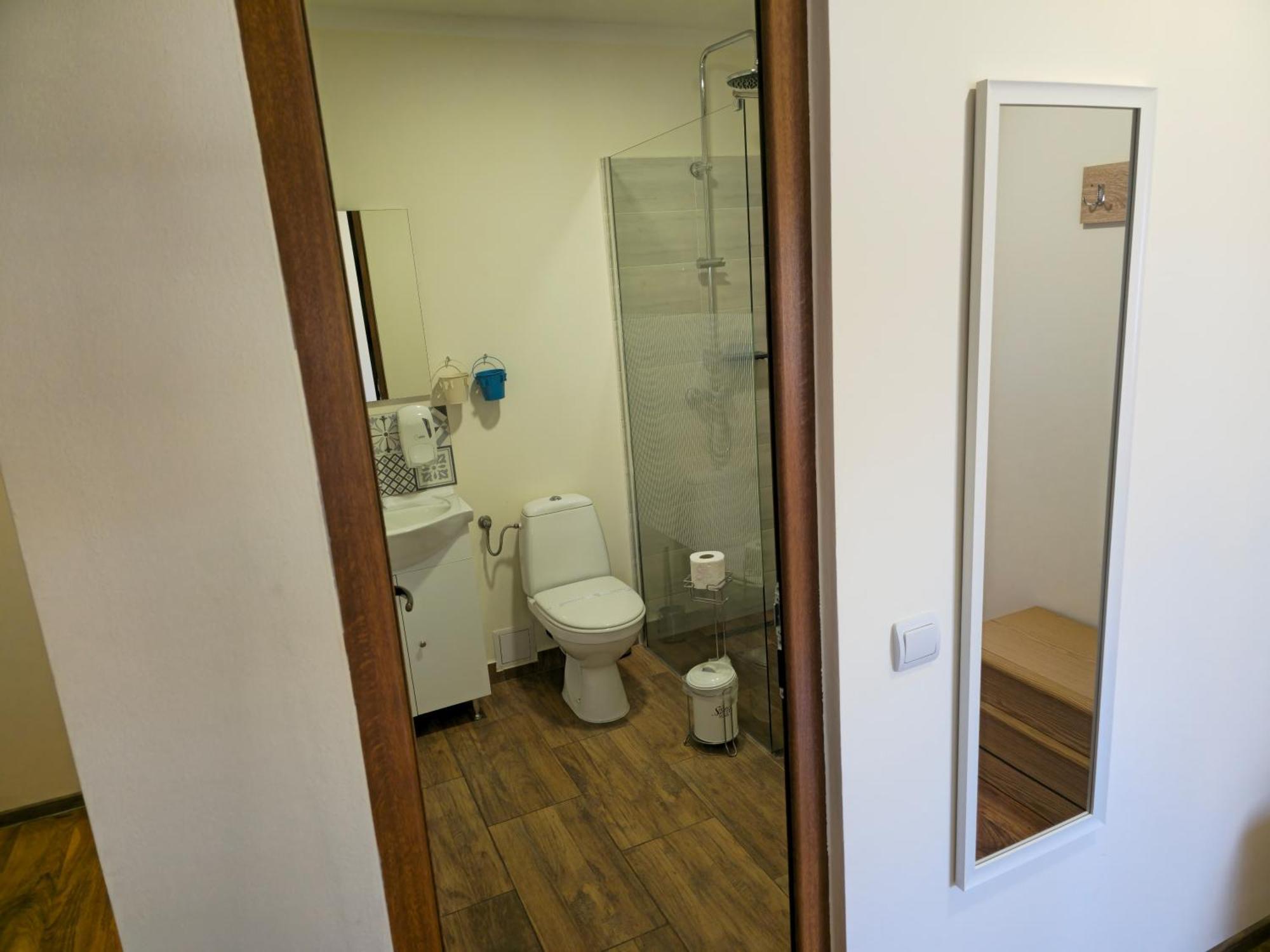 Pensiunea Hanul Huniazilor Hunedoara Exteriör bild